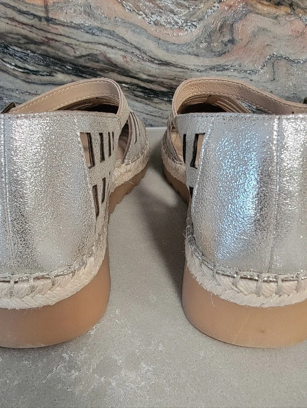 EILEEN FISHER Metallic Cutout Glitter SUEDE PLATINUM Espadrille Sandals